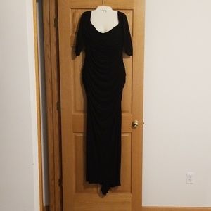 Badgley Mischka black ruched formal